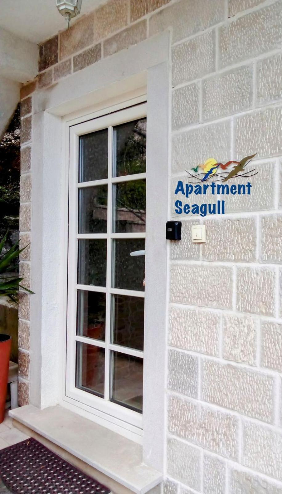 Apartment Mediterraneo Seagull Perast Exteriör bild